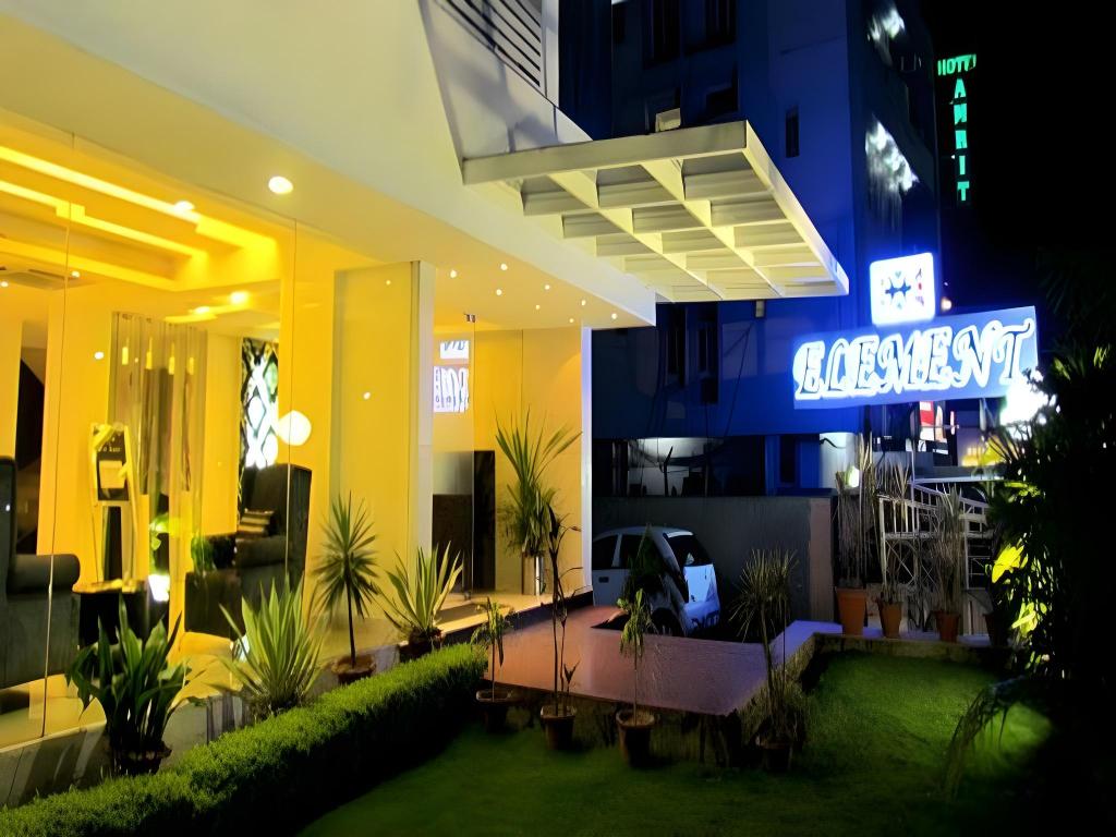 Hotel Element