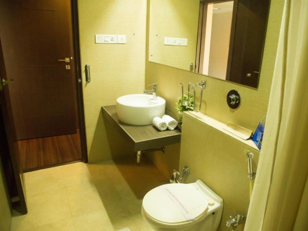 Room image 3